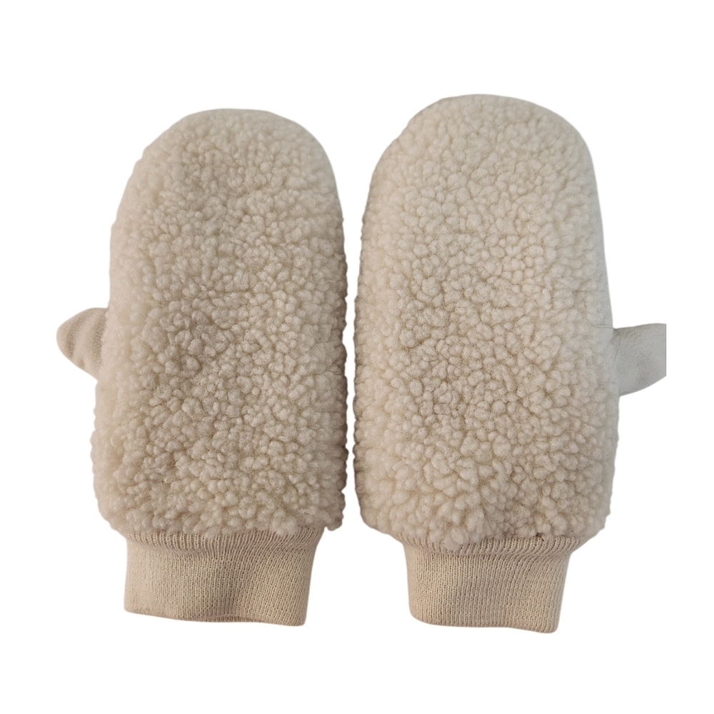 UNIVERSAL THREAD Cream Mittens with Fluffy Texture and Cozy Warmth